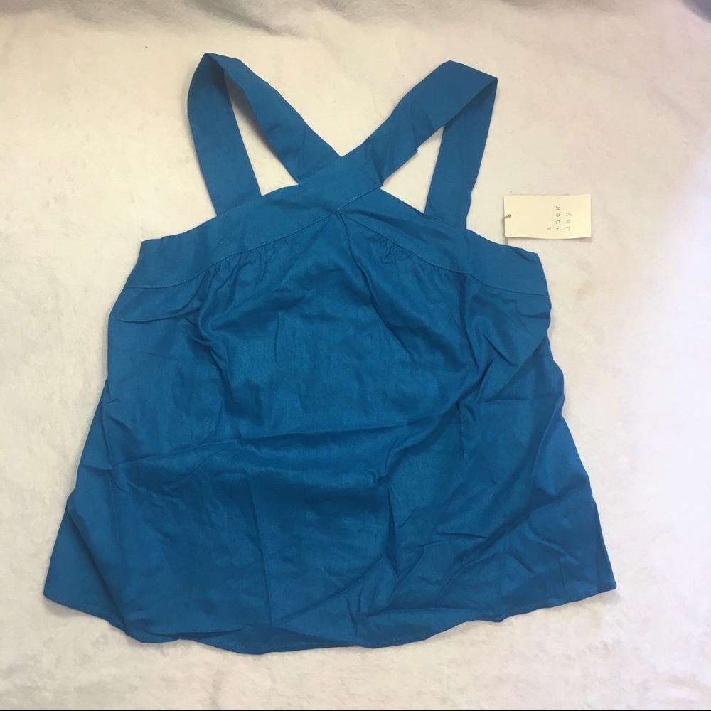 NWT Women’s tank a new day